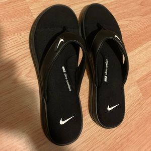 Nike Flip Flops